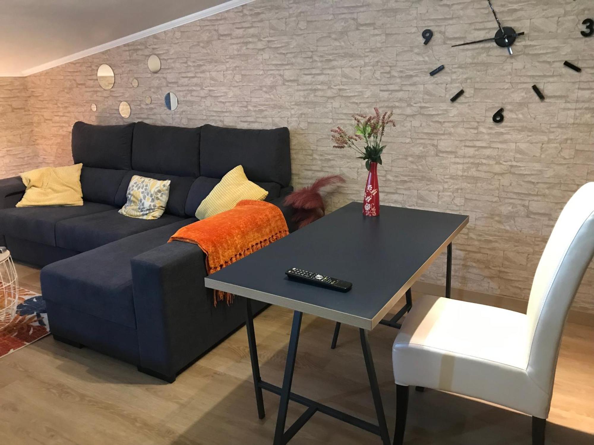 Apartamento Con Amplia Terraza Cerca Del Hospital Clinico Сантьяго-де-Компостела Екстер'єр фото