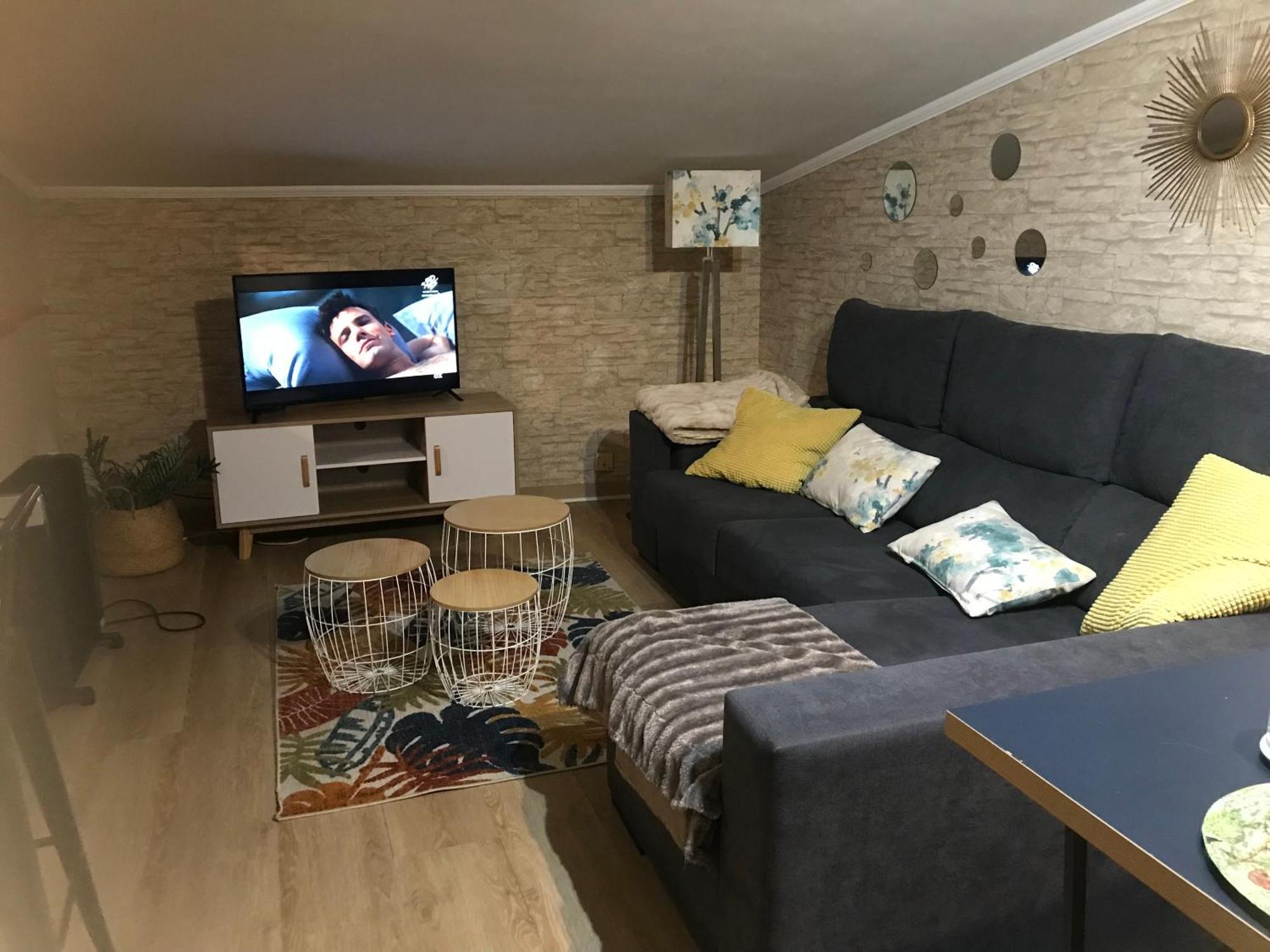 Apartamento Con Amplia Terraza Cerca Del Hospital Clinico Сантьяго-де-Компостела Екстер'єр фото