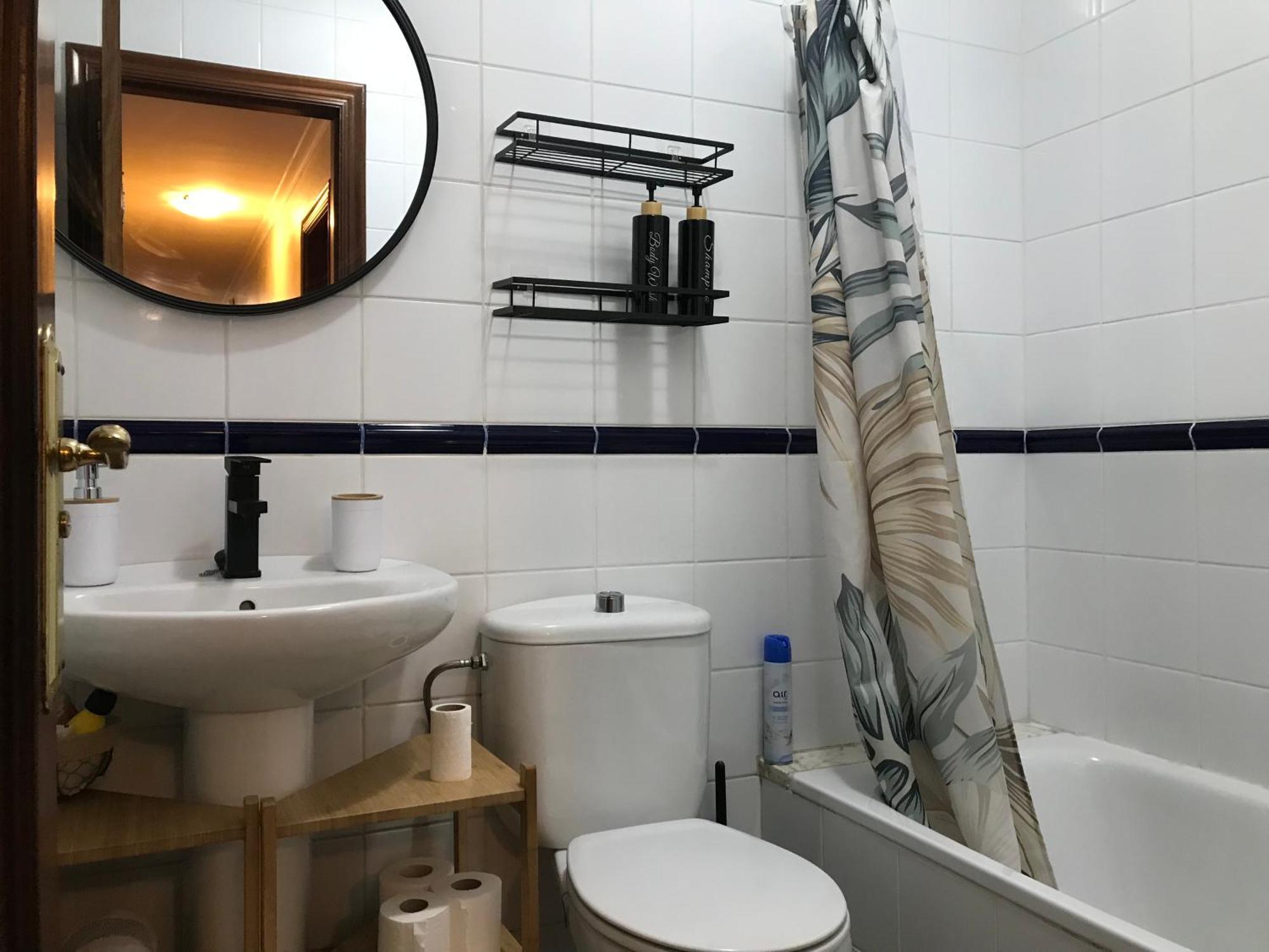 Apartamento Con Amplia Terraza Cerca Del Hospital Clinico Сантьяго-де-Компостела Екстер'єр фото