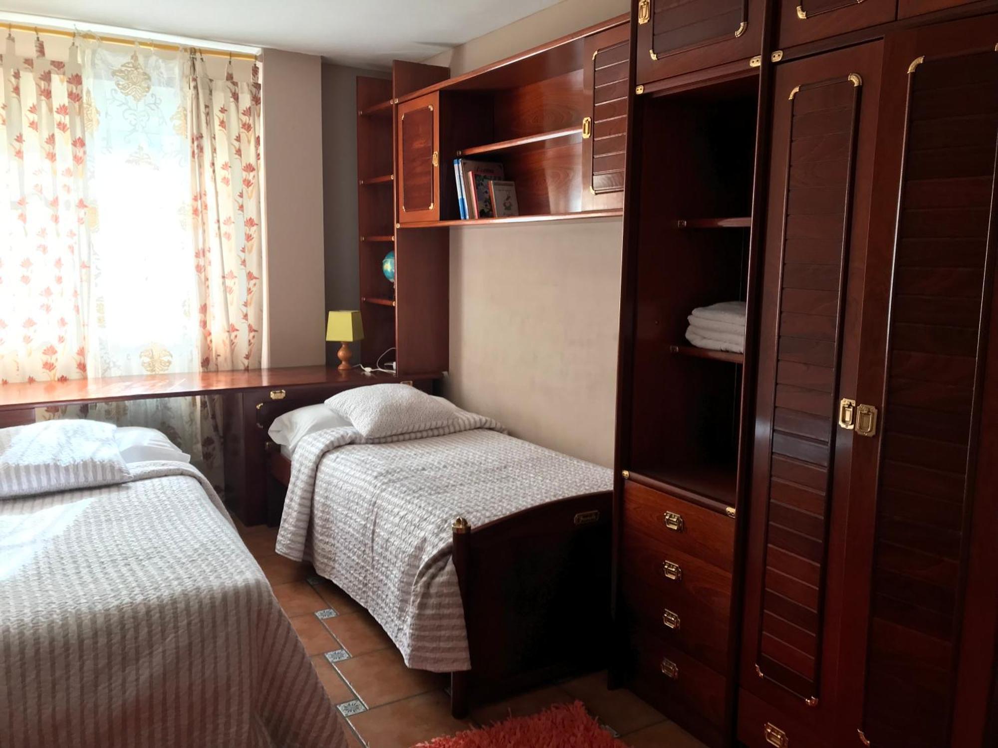 Apartamento Con Amplia Terraza Cerca Del Hospital Clinico Сантьяго-де-Компостела Екстер'єр фото